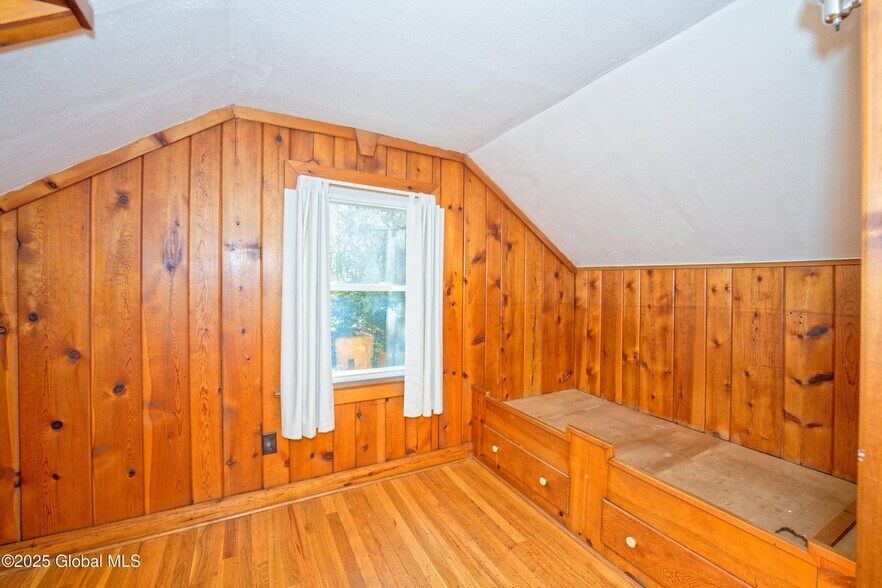 Upstairs Bedroom 1 - 2550 Troy Schenectady Rd