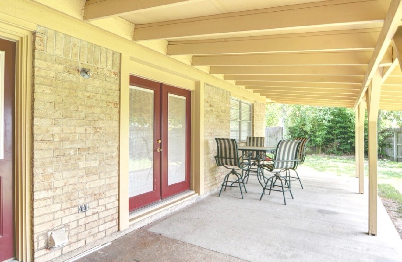 Building Photo - 201 Harvard