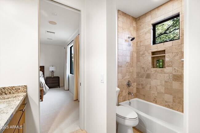 Building Photo - 9894 E Miramonte Dr