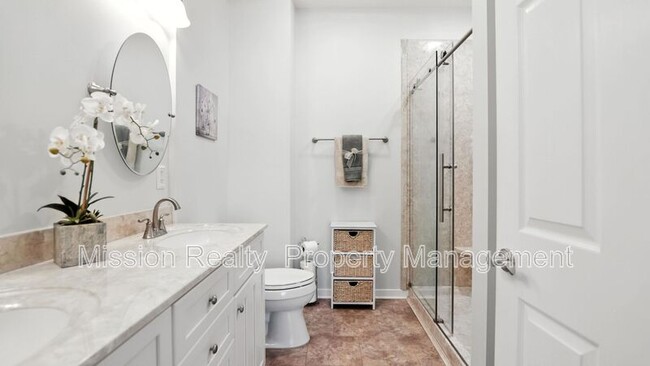 Building Photo - 5303 Creek Heights Dr