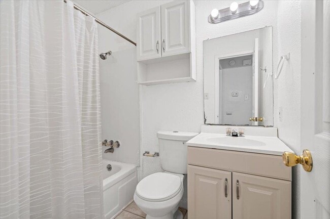 Building Photo - 2809 Parker Ln