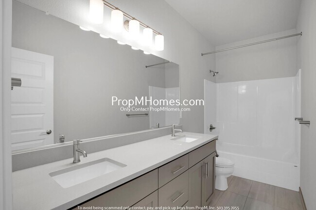 Building Photo - Modern Luxury in Cooper Mountain – 4BR, Bo...