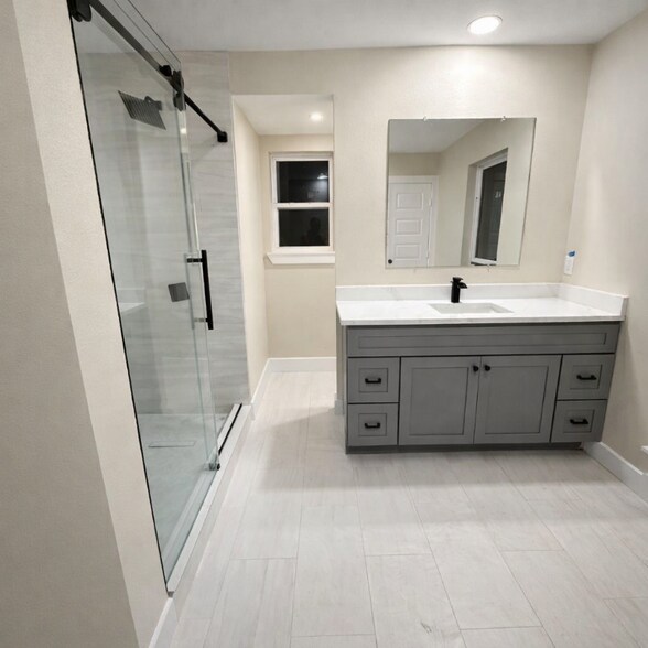 Building Photo - 619 Wilson Ct