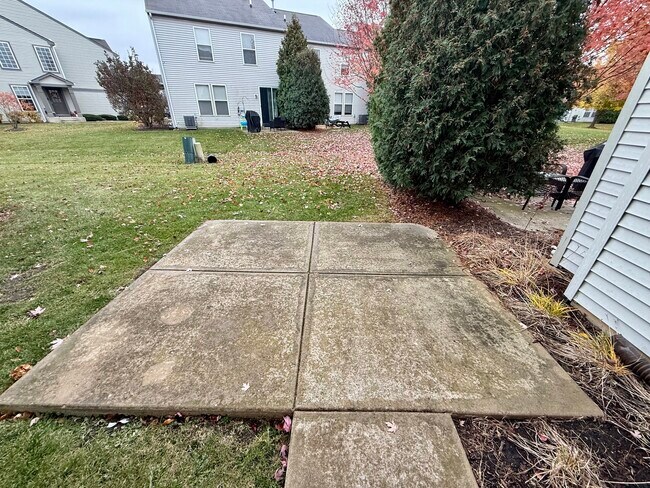 Building Photo - 3123 Ollerton Ave