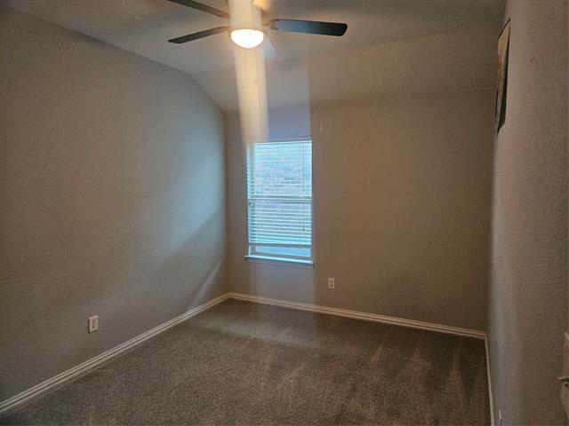 Building Photo - 230 Timber Dr