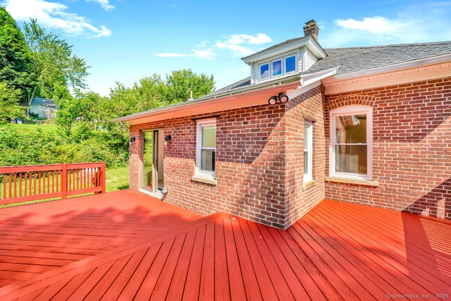 Building Photo - 29 Hazelhurst Ave