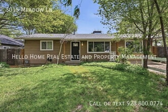 Building Photo - 3015 Meadow Ln