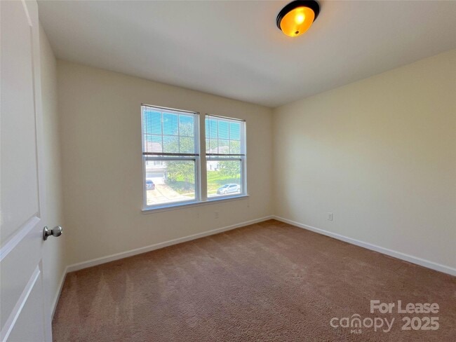 Building Photo - 2602 Impatien Drive