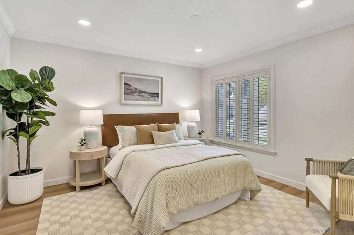 Building Photo - 12880 Circulo Dardo