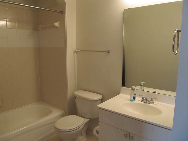 Building Photo - 24112 Harbour Vista Cir