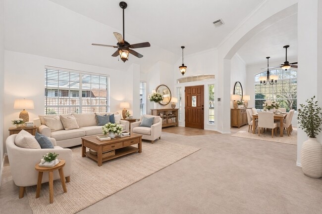 Building Photo - 15619 Winding Valley Dr