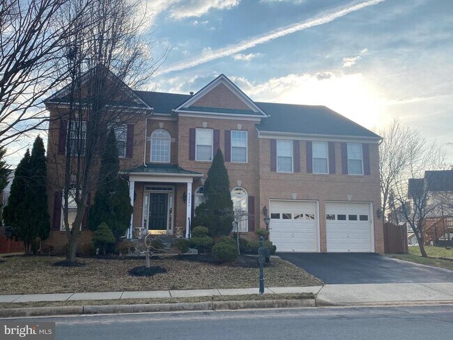 Building Photo - 42084 Bear Tooth Dr