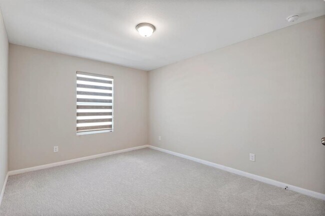 Building Photo - 113 Copper Lily Dr