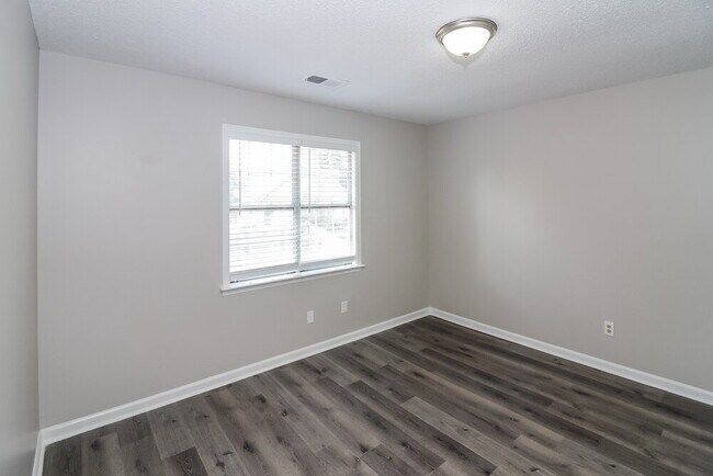 Building Photo - 967 Hawkview Dr