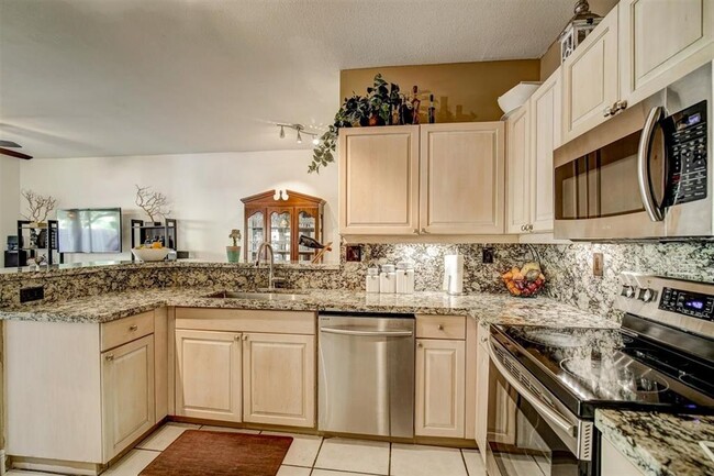 Building Photo - 10280 SW 18th St