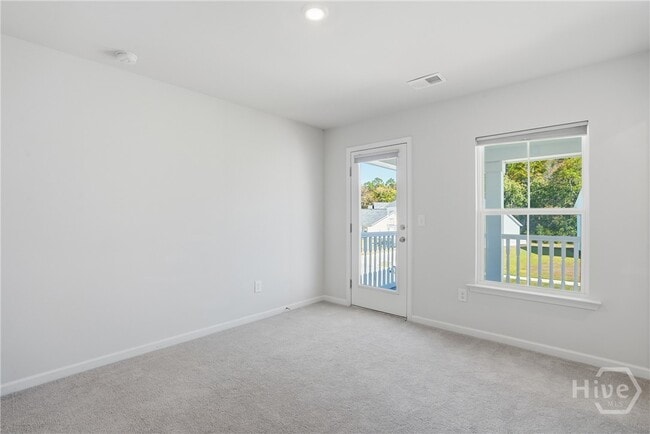 Building Photo - 145 Binscombe Ln