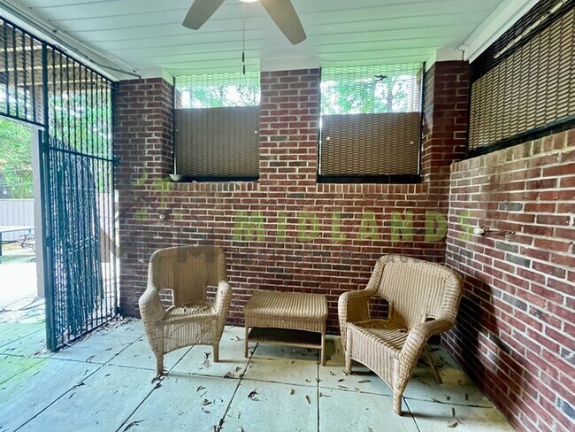 Building Photo - 124 Misty Pine Ln