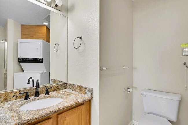 Building Photo - 31719 Rocky Village Dr