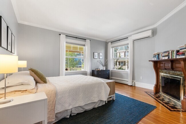 Building Photo - 11 Highland Ave