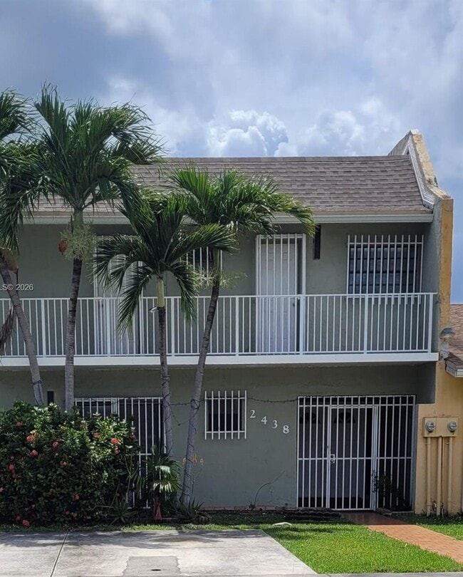 Building Photo - 2438 SW 109th Ct