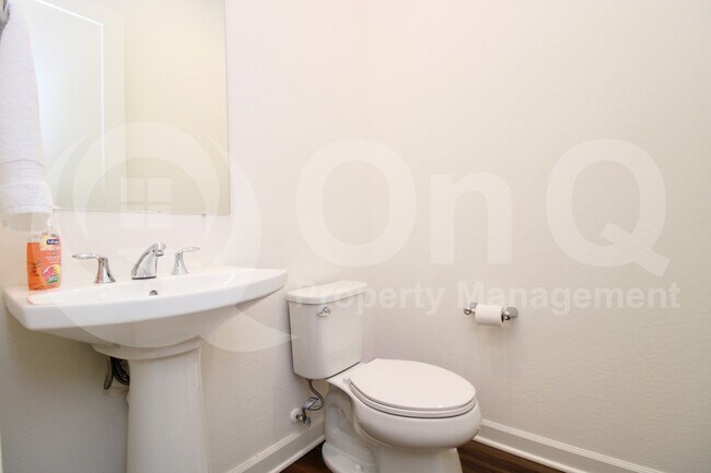 Building Photo - 3893 W Brass Ln