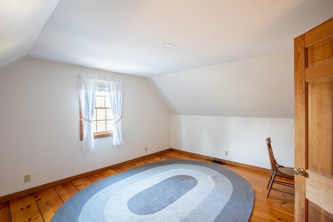 Building Photo - 396 Prindle Rd