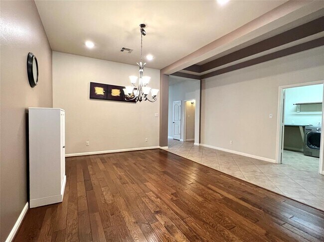 Building Photo - 26203 Ginger Gables Ln