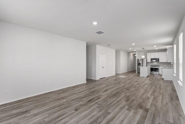 Building Photo - 258 Sweetleaf Dr