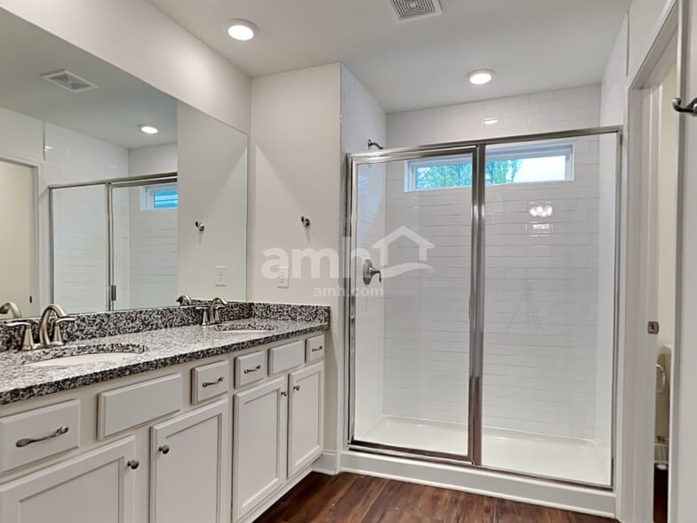 Building Photo - 505 Smt Vw Ln