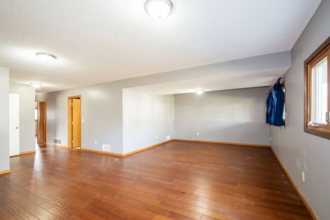 Building Photo - 14508 95th Ave N