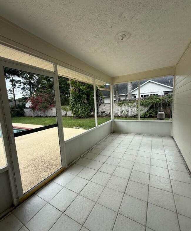 Building Photo - 3 Bedroom 2 Bath 2 Car garage pool home fo...