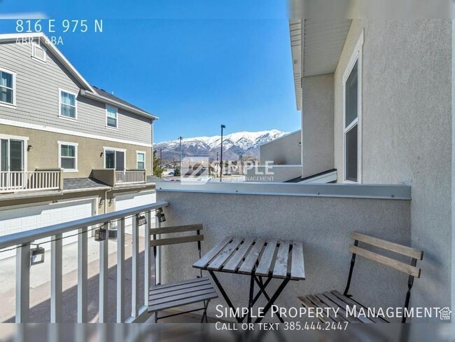 Building Photo - 816 E 975 N