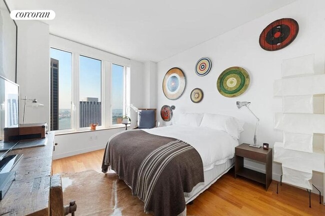 Building Photo - 15 S William St