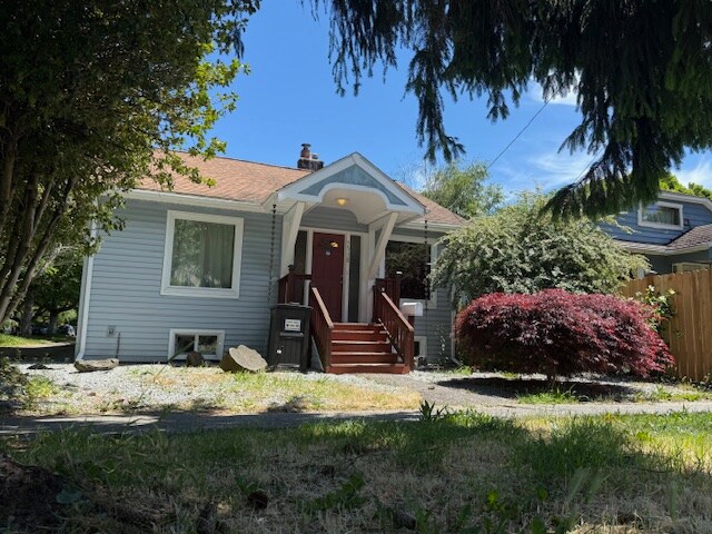 Primary Photo - 5518 8th Ave NE
