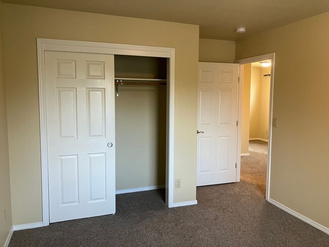 Building Photo - *$1,000 Off 1st Month's Rent!* Well-Kept Three Bedroom Home in West Salem