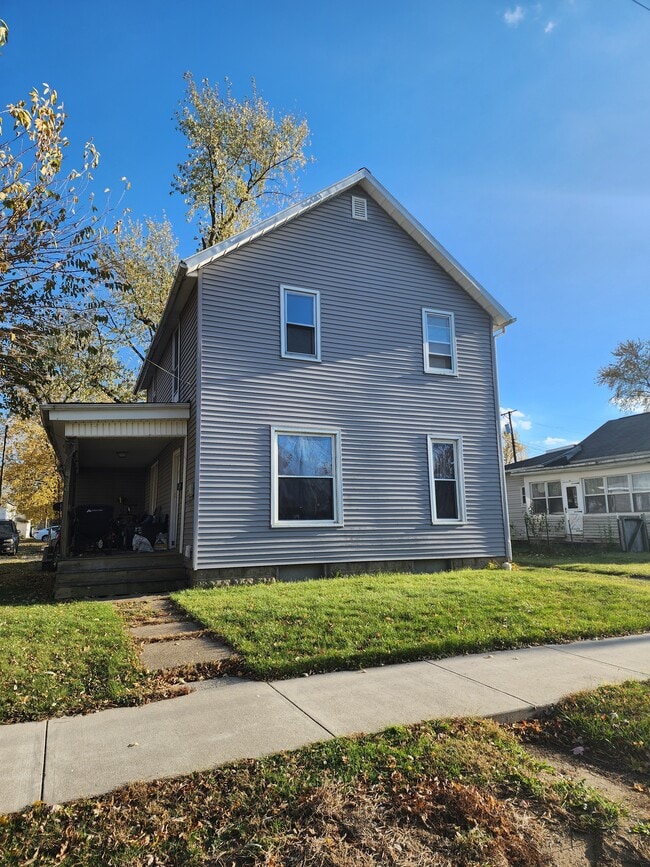 Building Photo - 829 Kentner St