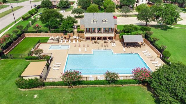 Building Photo - 718 Butternut Dr