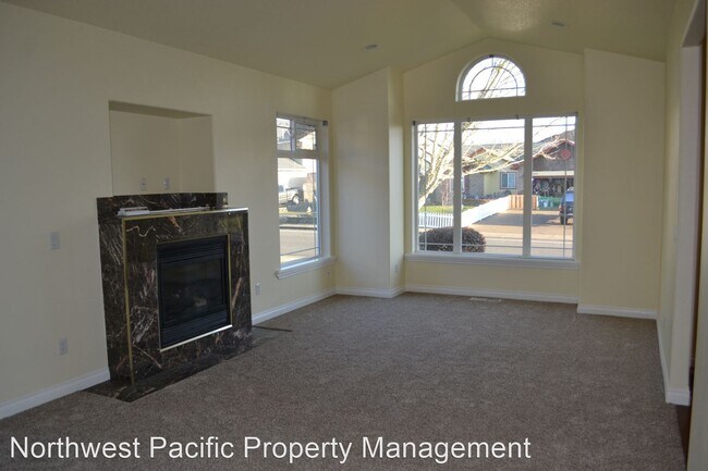 Building Photo - 3 br, 2.5 bath House - 947 Burley Hill Dri...