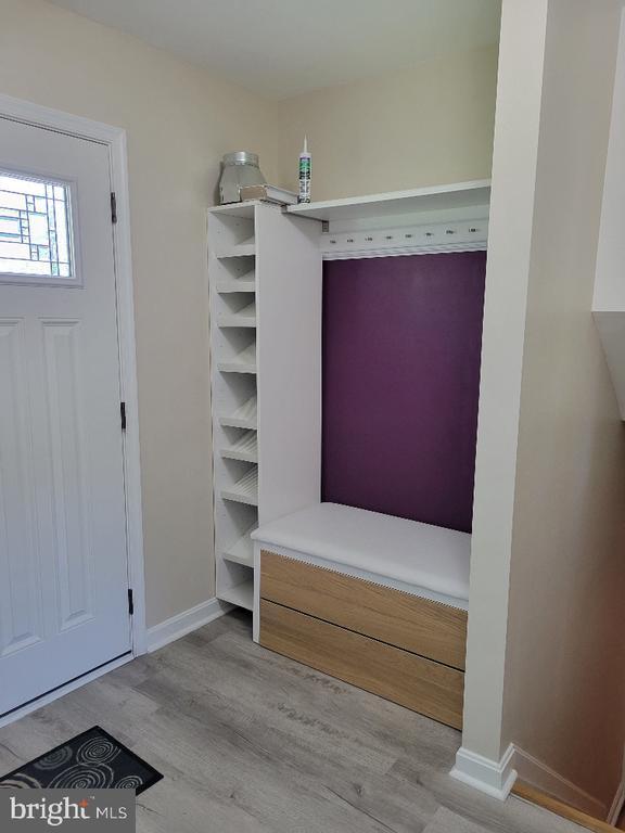 Building Photo - 24 Colebrook Rd