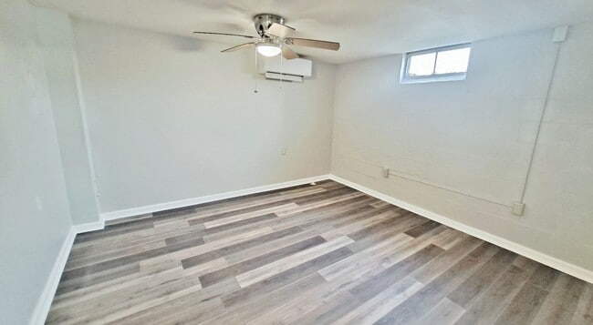 Building Photo - 1 Bed / 1 Bath Apartment