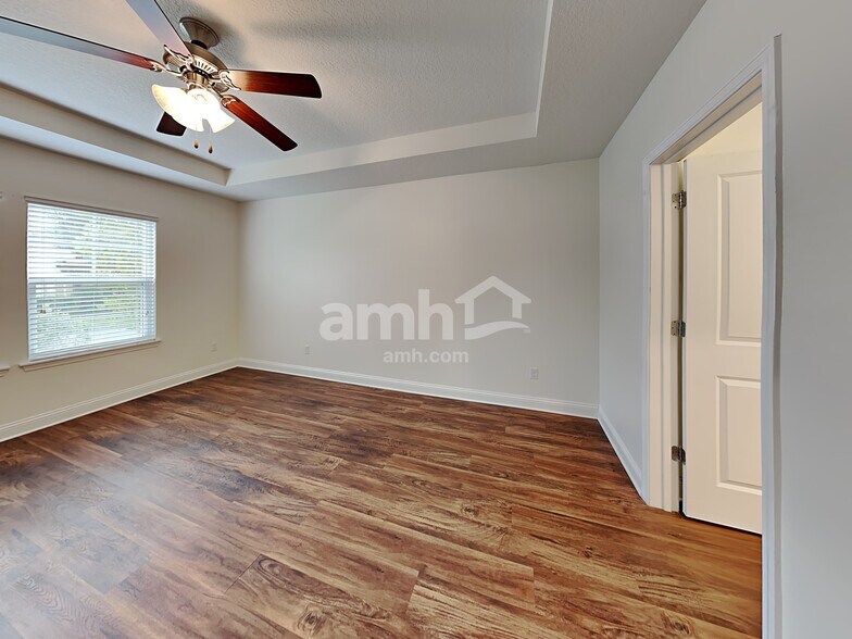 Building Photo - 740 Celebration Lane