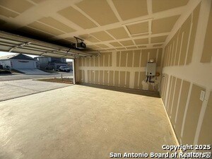 Building Photo - 204 Ottawa Wy