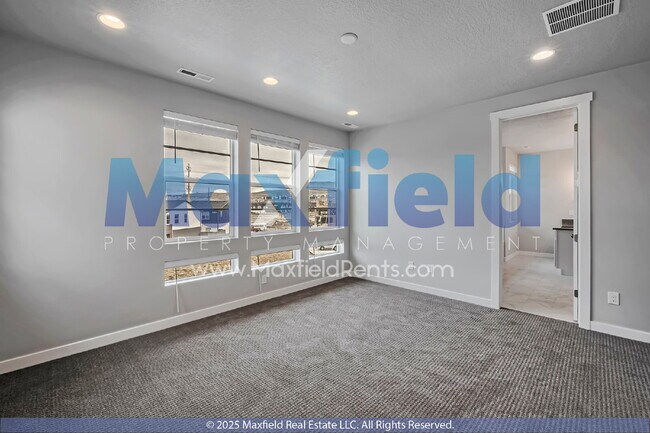 Building Photo - Brand New - Modern Living / 4BD 2.5 BTH 2GAR / Home in Lehi