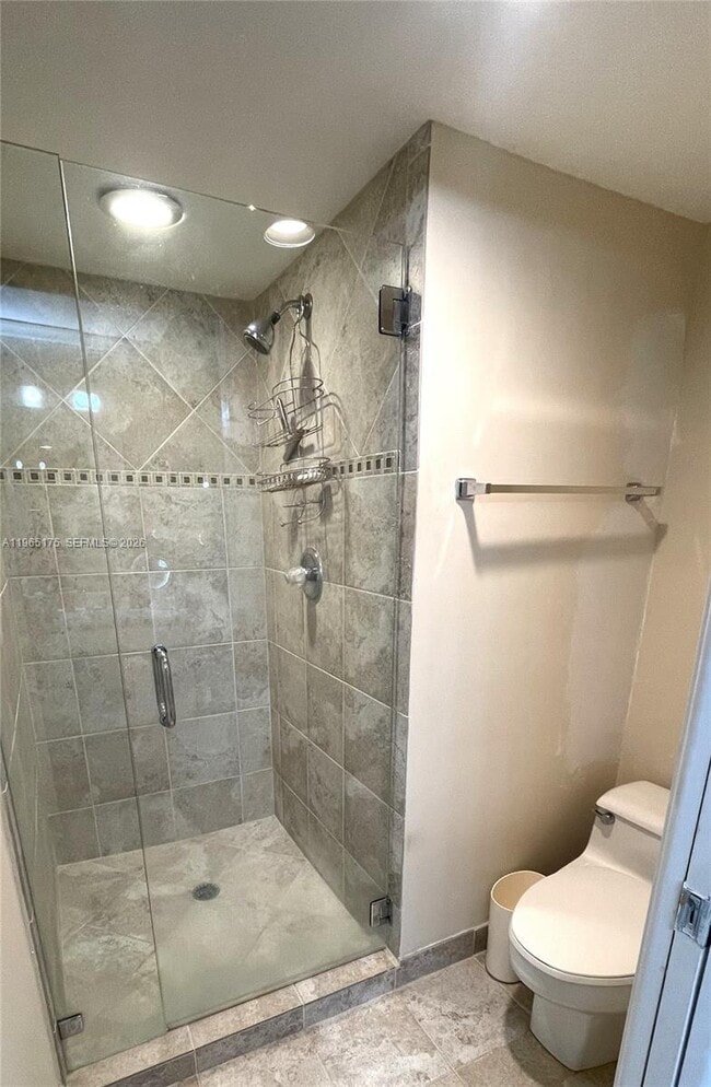 Building Photo - 19195 NE 36th Pl