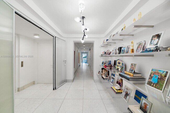 Building Photo - 5801 Collins Ave