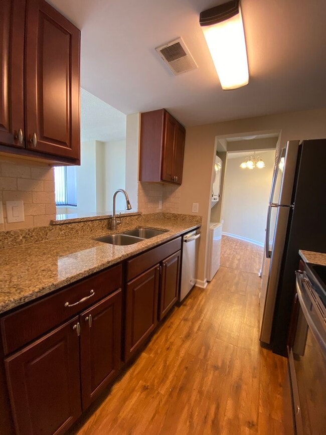 Building Photo - WH709