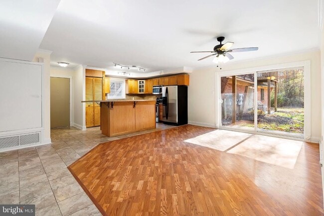 Building Photo - 107 Meadow Woods Ln