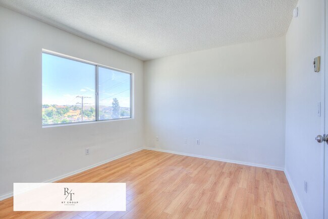 Building Photo - Spacious 2-Bedroom, 2-Bathroom Unit in Prime Monterey Park