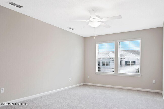 Building Photo - 12783 Josslyn Ln