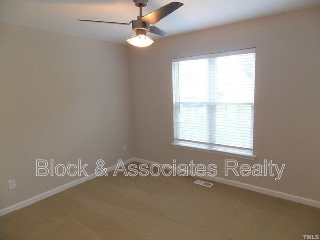 Building Photo - 2506 Patton Ln